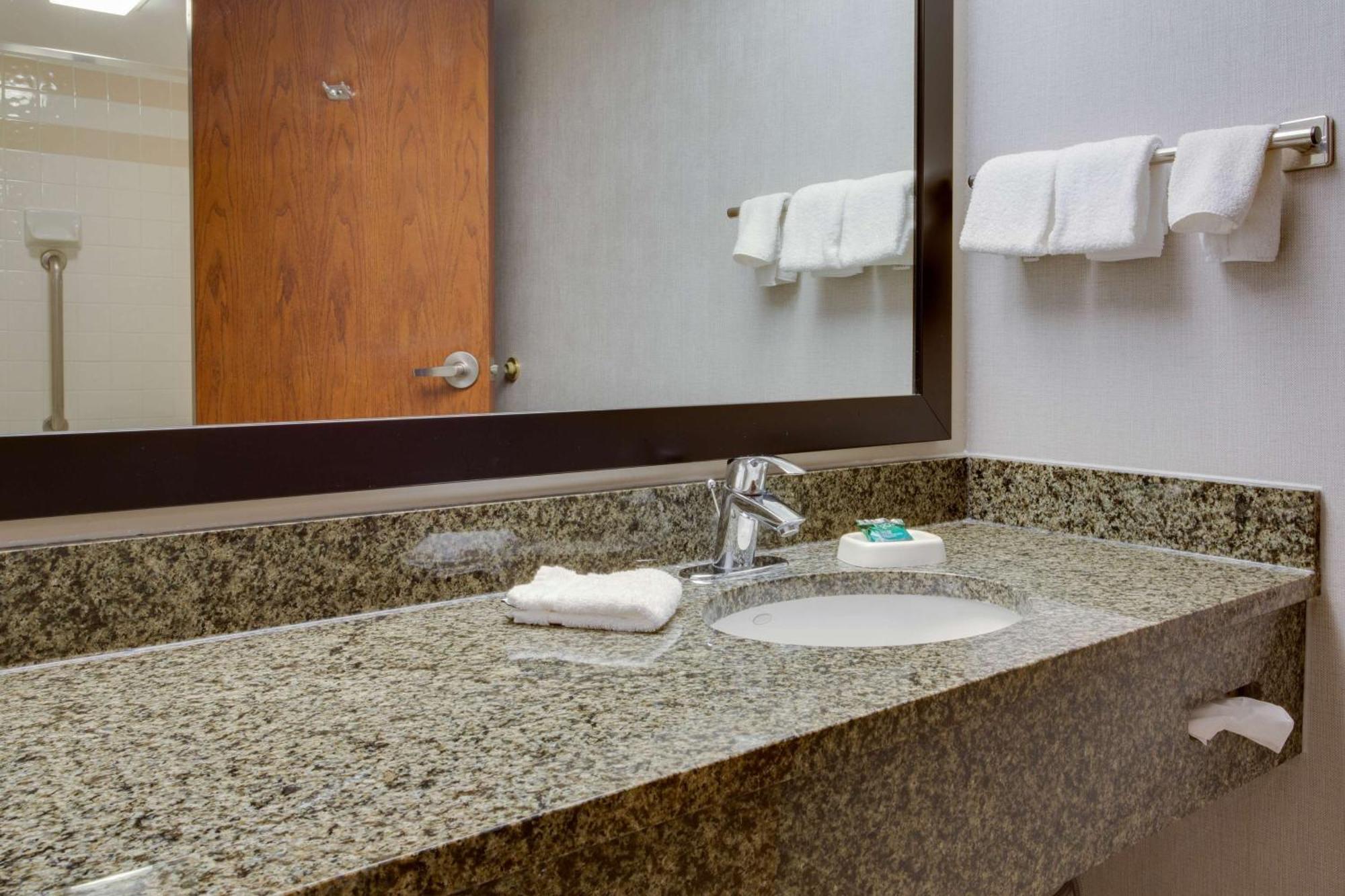 Drury Plaza Hotel San Antonio Airport Bagian luar foto