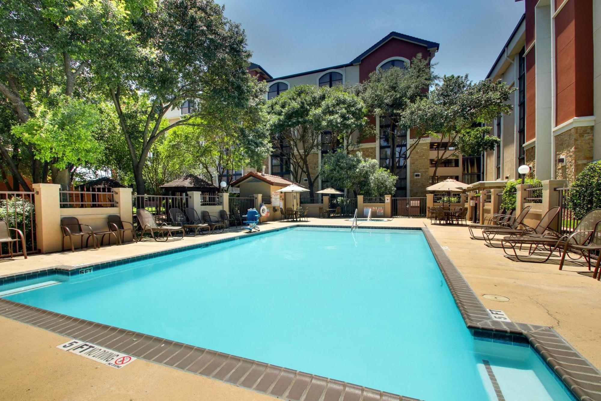 Drury Plaza Hotel San Antonio Airport Bagian luar foto
