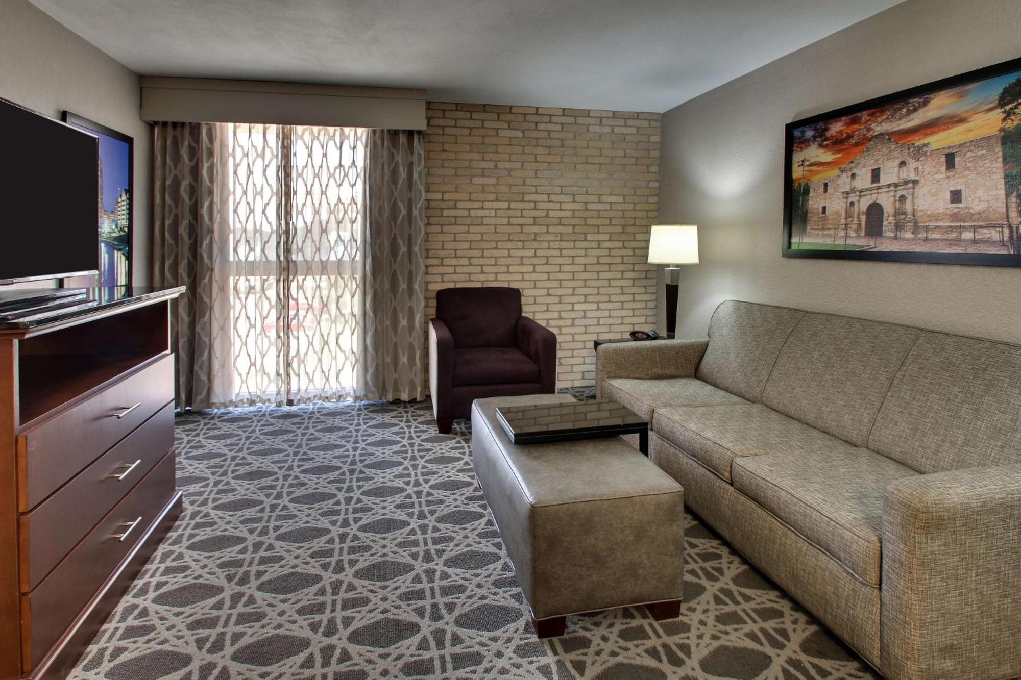 Drury Plaza Hotel San Antonio Airport Bagian luar foto